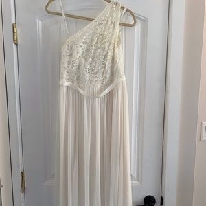 David’s Bridal formal dress off white